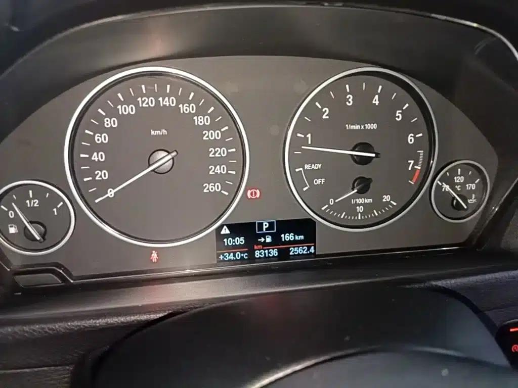 2016 BMW 3 Series 320Li Fashion Edition — миниатюра 12