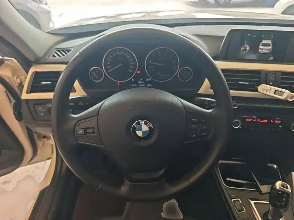 BMW 3 Series 2015 320Li Fashion Edition — миниатюра 11