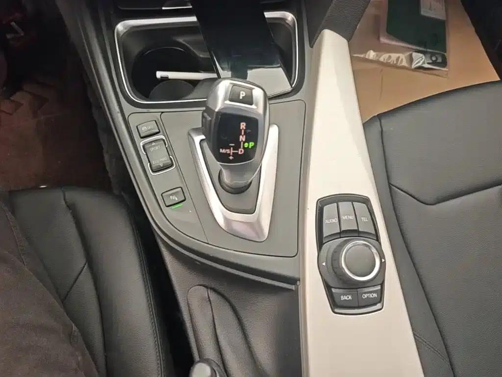 BMW 3 Series 2015 320Li Fashion Edition — миниатюра 14