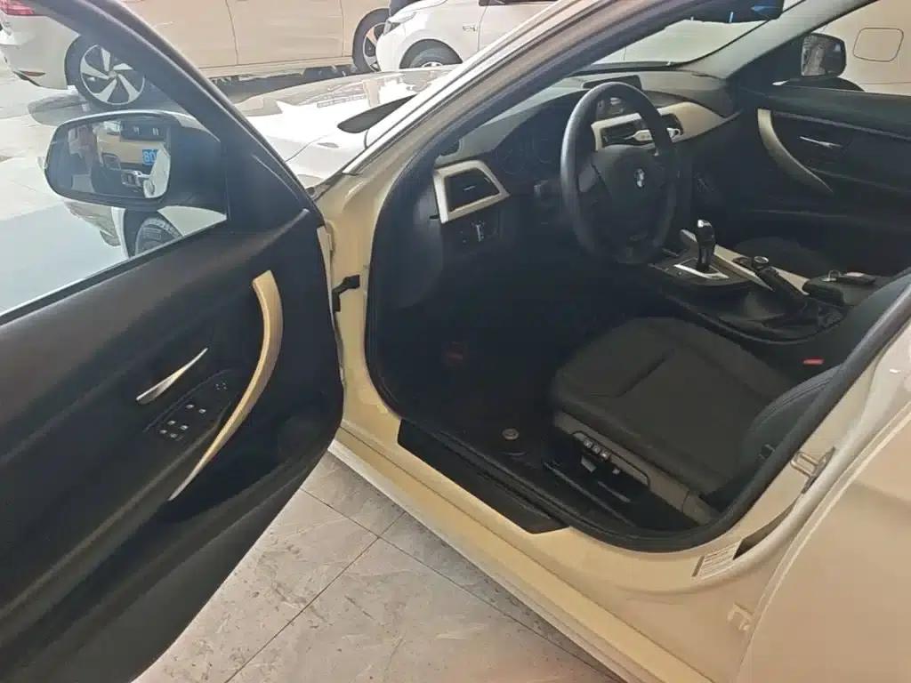 BMW 3 Series 2015 320Li Fashion Edition — миниатюра 16