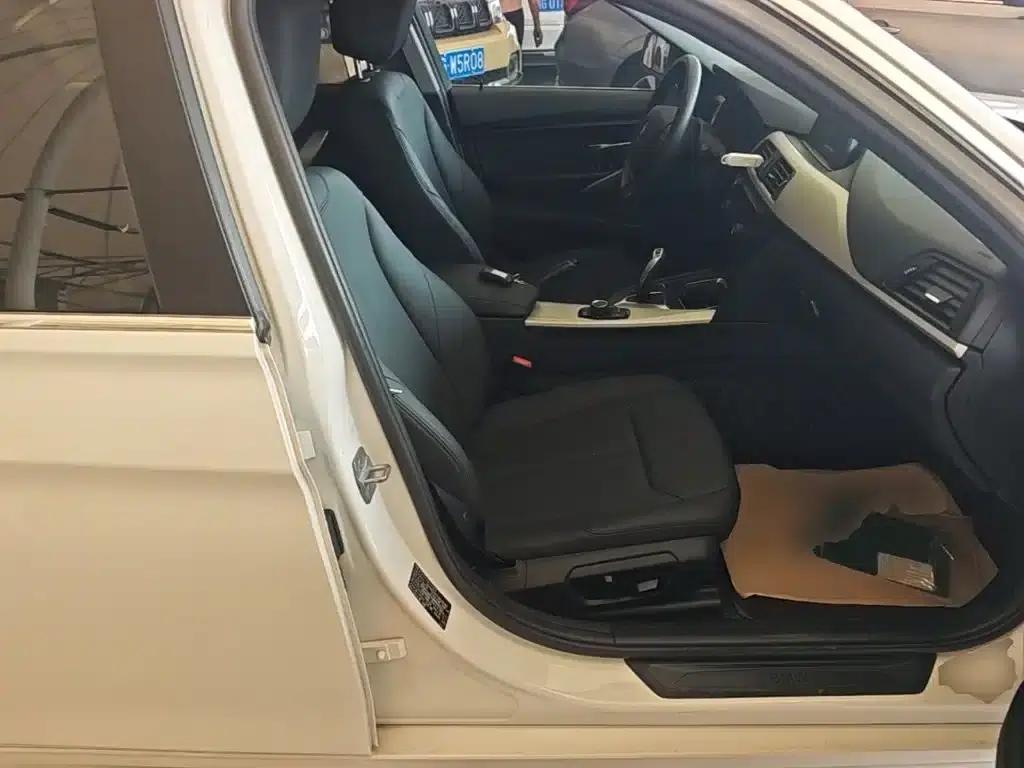 BMW 3 Series 2015 320Li Fashion Edition — миниатюра 25