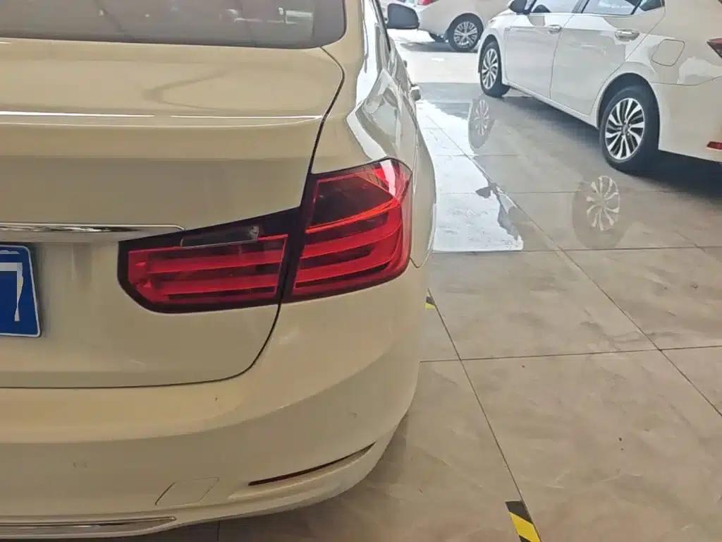 BMW 3 Series 2015 320Li Fashion Edition — миниатюра 8
