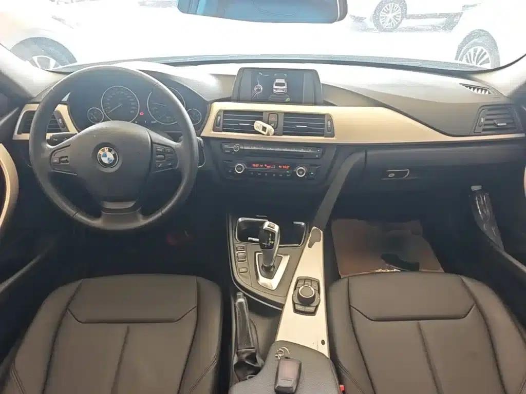 BMW 3 Series 2015 320Li Fashion Edition — миниатюра 10