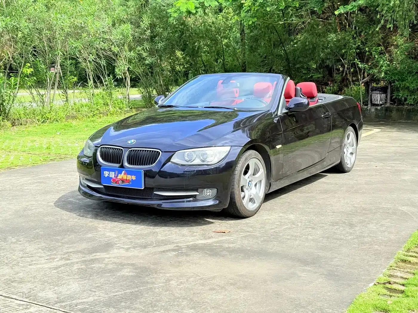 2011 BMW 3 Series Imported 320i Convertible Coupe — миниатюра 1