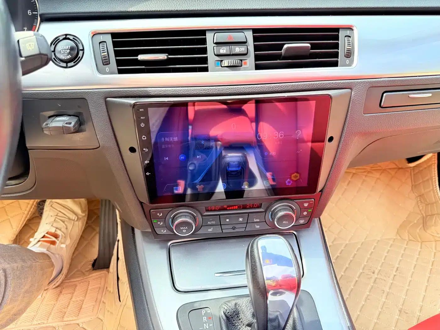 2011 BMW 3 Series Imported 320i Convertible Coupe — миниатюра 15