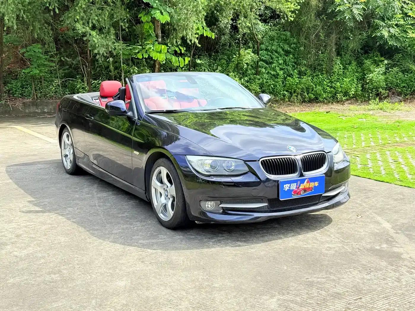 2011 BMW 3 Series Imported 320i Convertible Coupe — миниатюра 3