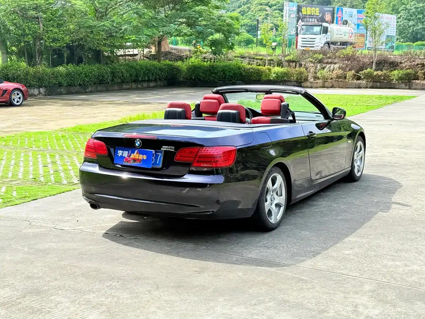 2011 BMW 3 Series Imported 320i Convertible Coupe — миниатюра 6