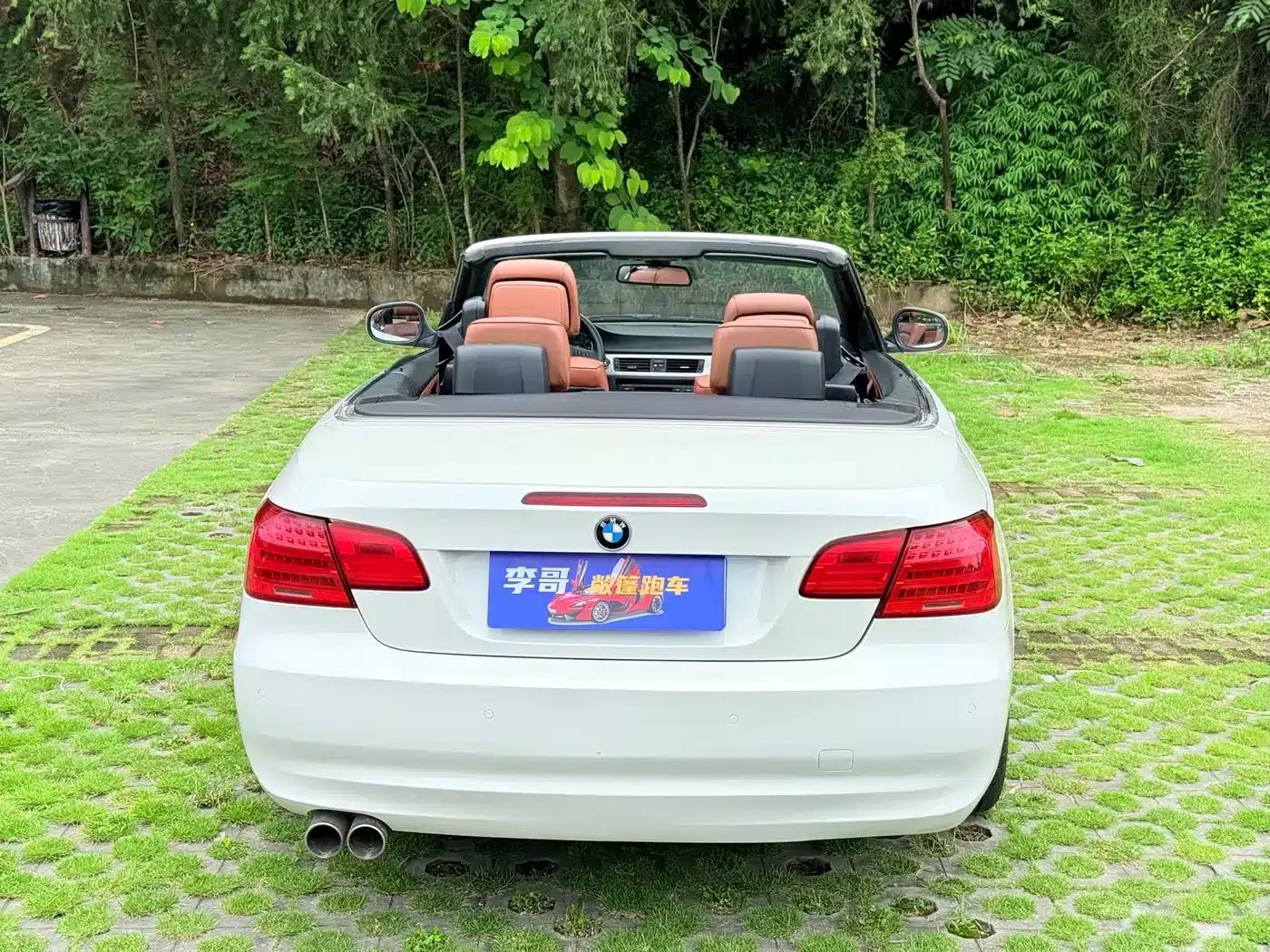 2011 BMW 3 Series Imported 320i Convertible Coupe — миниатюра 5