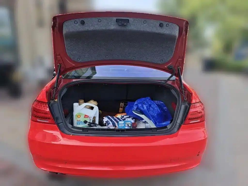 2011 BMW 3 Series 325i Coupe (Imported) — миниатюра 10