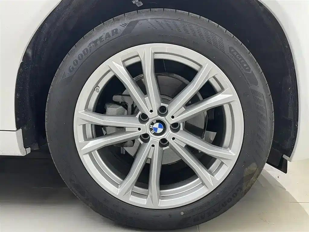 BMW X3 2025 xDrive25L Luxury Package — миниатюра 5
