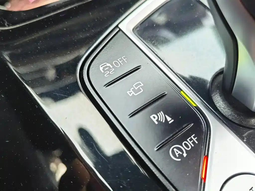 BMW X3 2022 xDrive30i Luxury M Sport Package — миниатюра 31