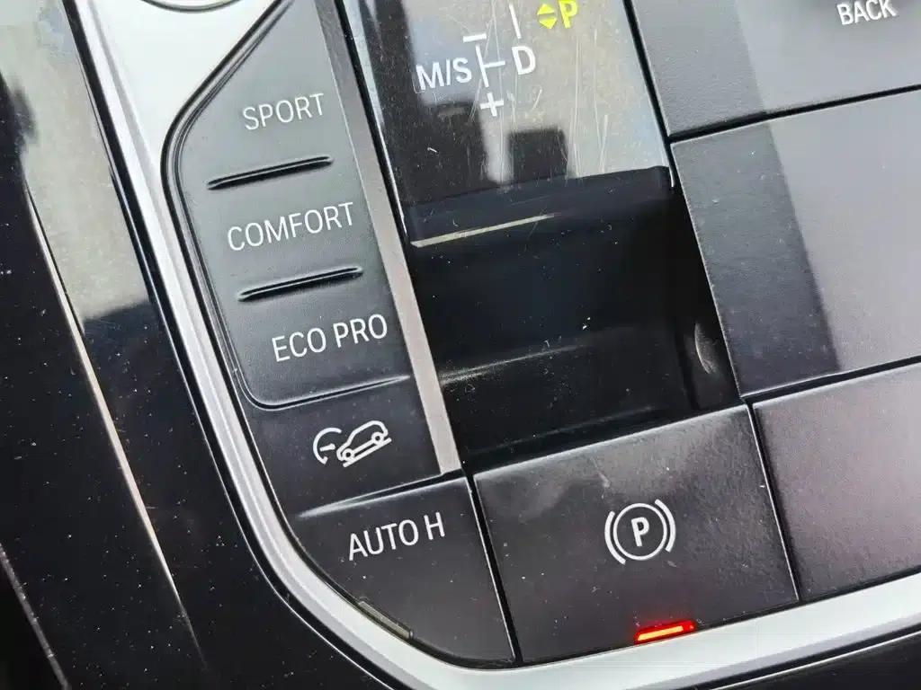 BMW X3 2022 xDrive30i Luxury M Sport Package — миниатюра 33