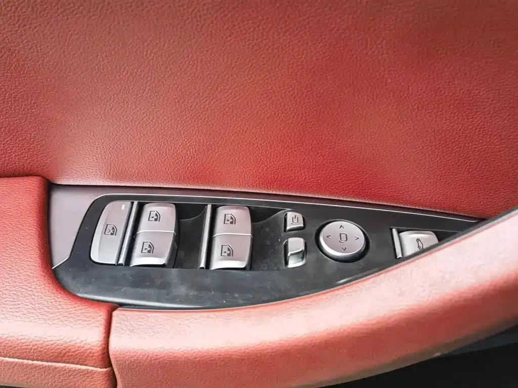 BMW X3 2022 xDrive30i Luxury M Sport Package — миниатюра 43