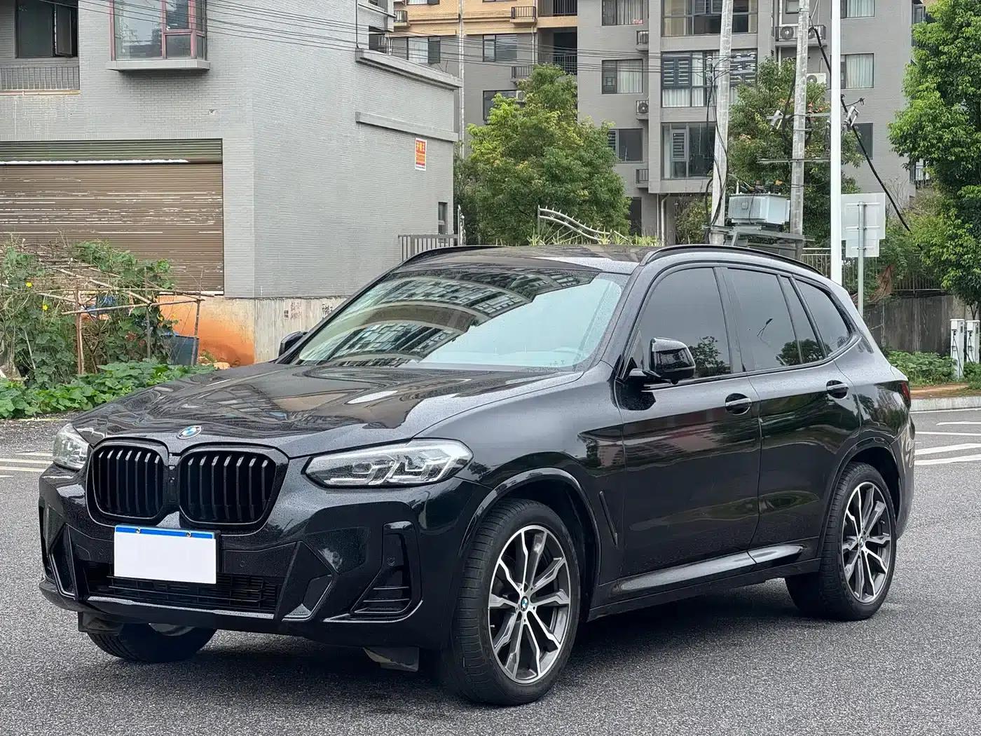 BMW X3 2022 xDrive30i Leading Edition M Sport Package — миниатюра 1