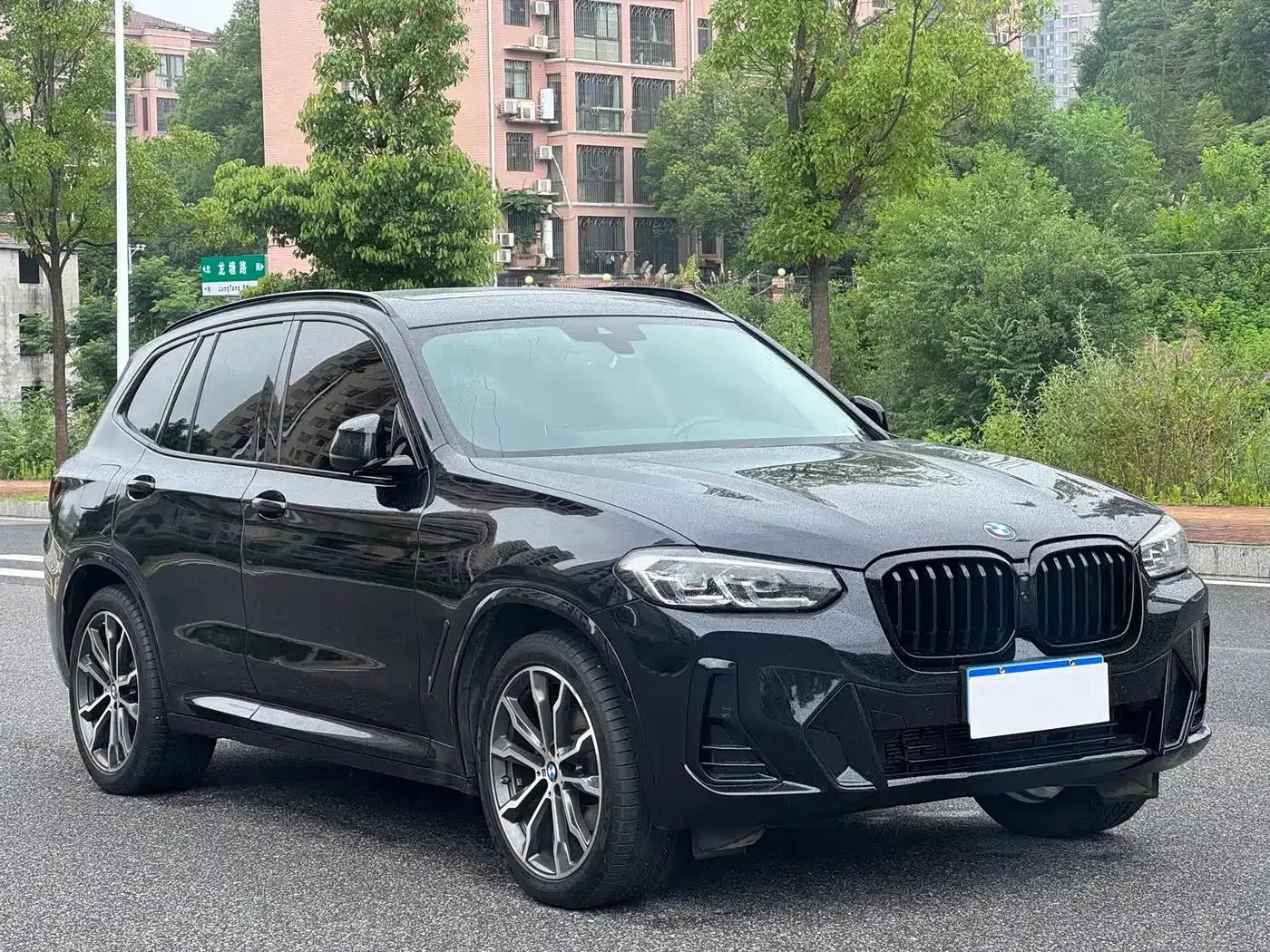 BMW X3 2022 xDrive30i Leading Edition M Sport Package — миниатюра 3
