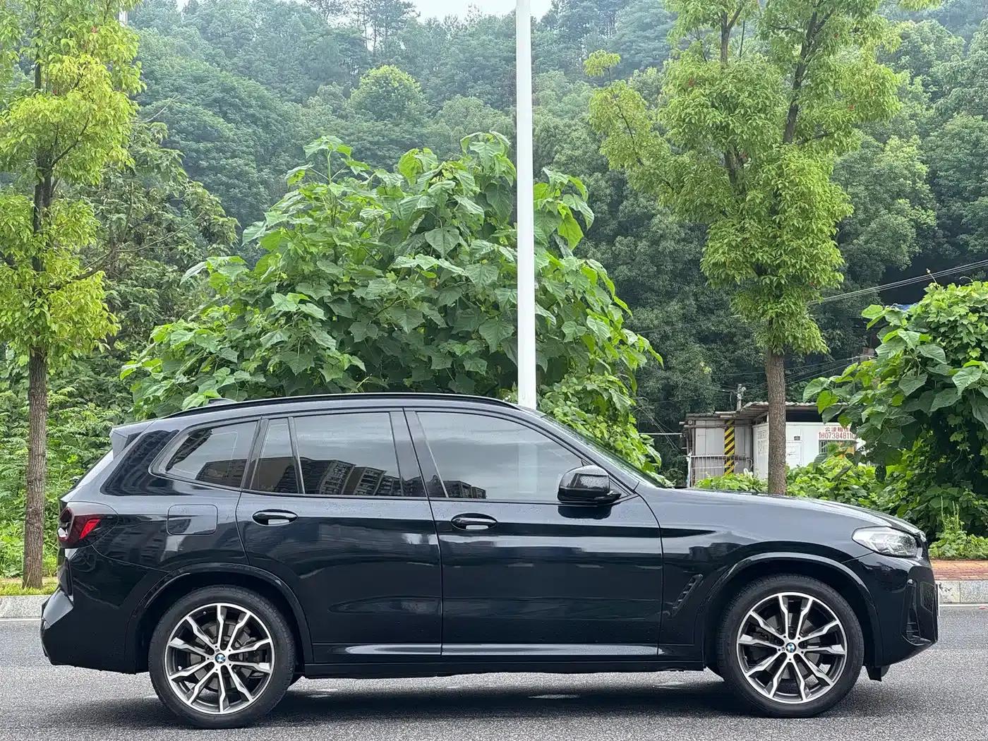 BMW X3 2022 xDrive30i Leading Edition M Sport Package — миниатюра 7