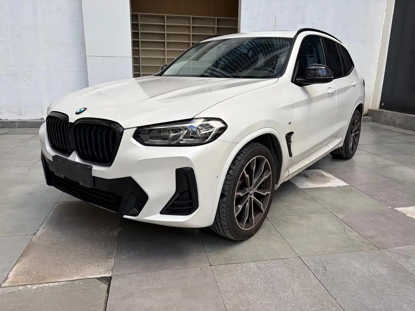 BMW X3 2023 xDrive30i Leading Edition M Sport Package — миниатюра 1