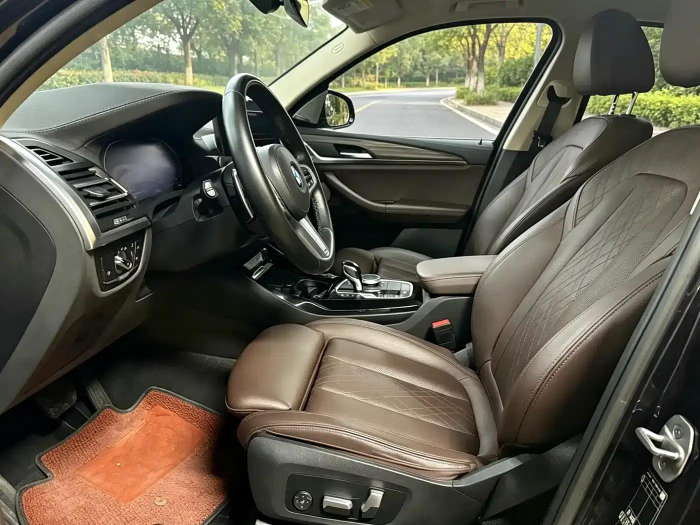 BMW X3 2022 xDrive30i Leading Edition M Sport Package — миниатюра 10