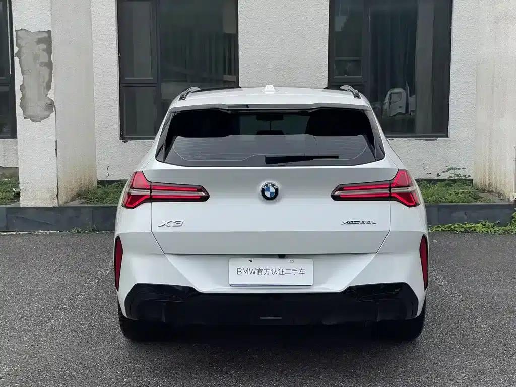 BMW X3 2025 xDrive30L Luxury M Sport Shadow Edition — миниатюра 11