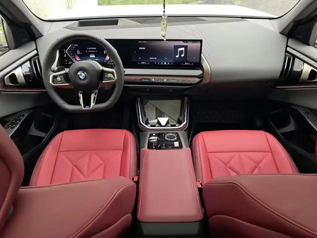 BMW X3 2025 xDrive30L Luxury M Sport Shadow Edition — миниатюра 5