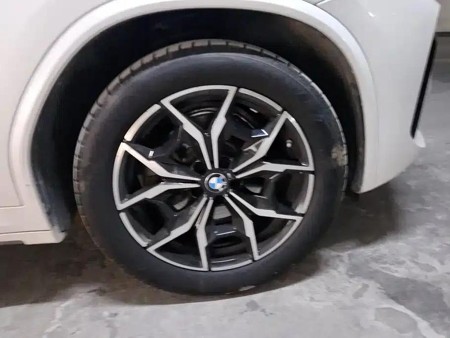 2023 BMW X3 xDrive25i M Sport Package — миниатюра 6