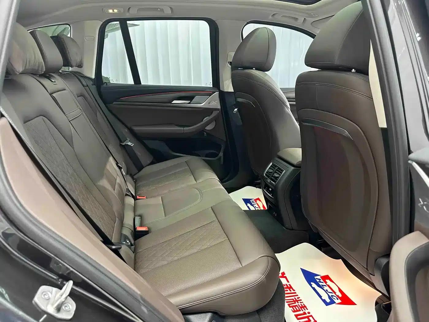 BMW X3 2022 xDrive30i Leading Edition M Sport Package — миниатюра 19