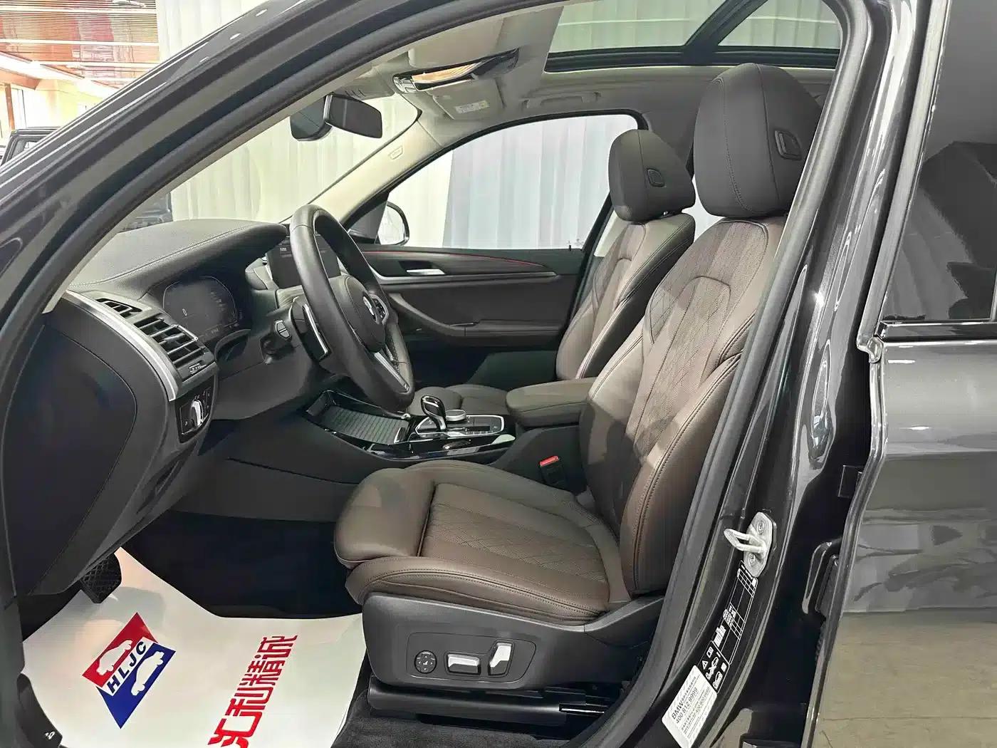 BMW X3 2022 xDrive30i Leading Edition M Sport Package — миниатюра 8