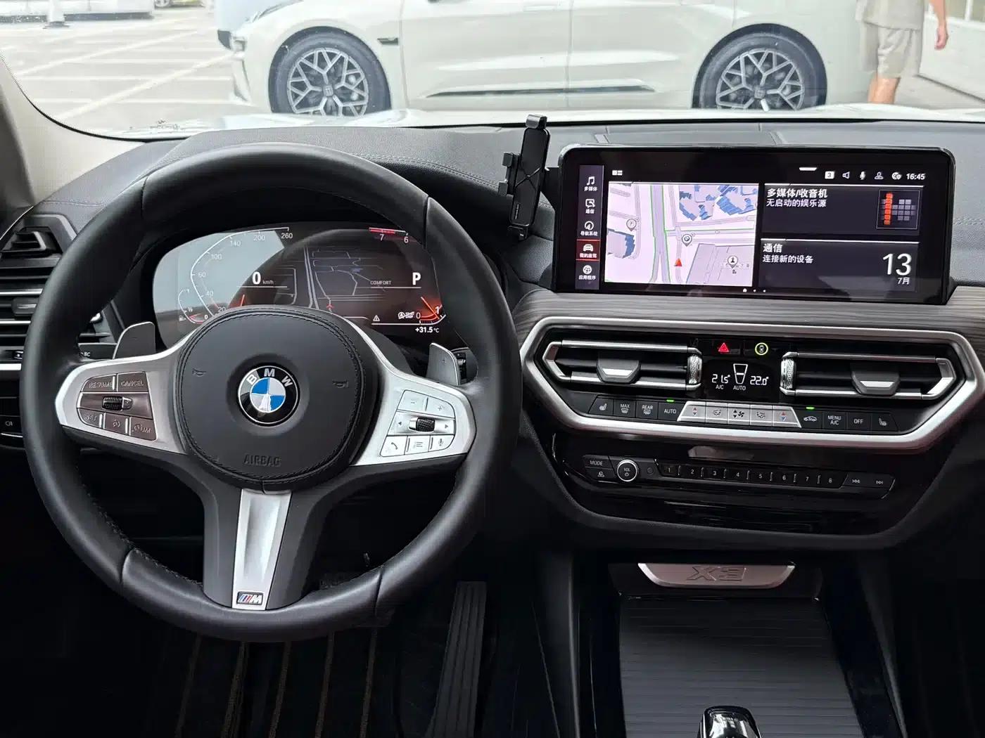 BMW X3 2023 Facelift xDrive30i Leading Edition M Sport Package — миниатюра 11