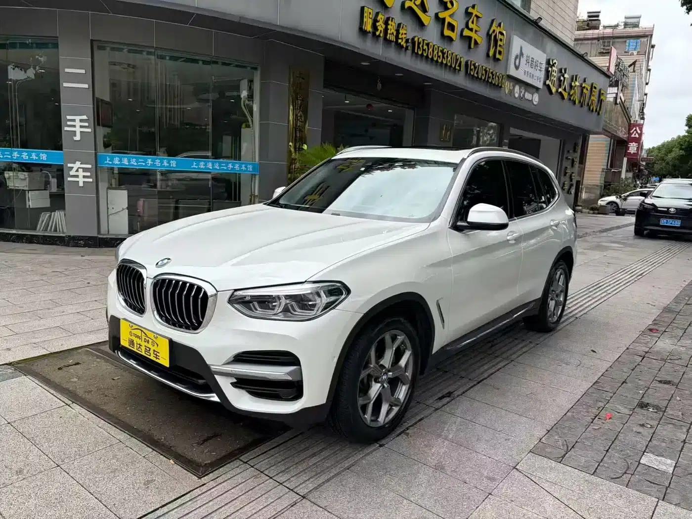BMW X3 2020 xDrive28i Luxury Package — миниатюра 3