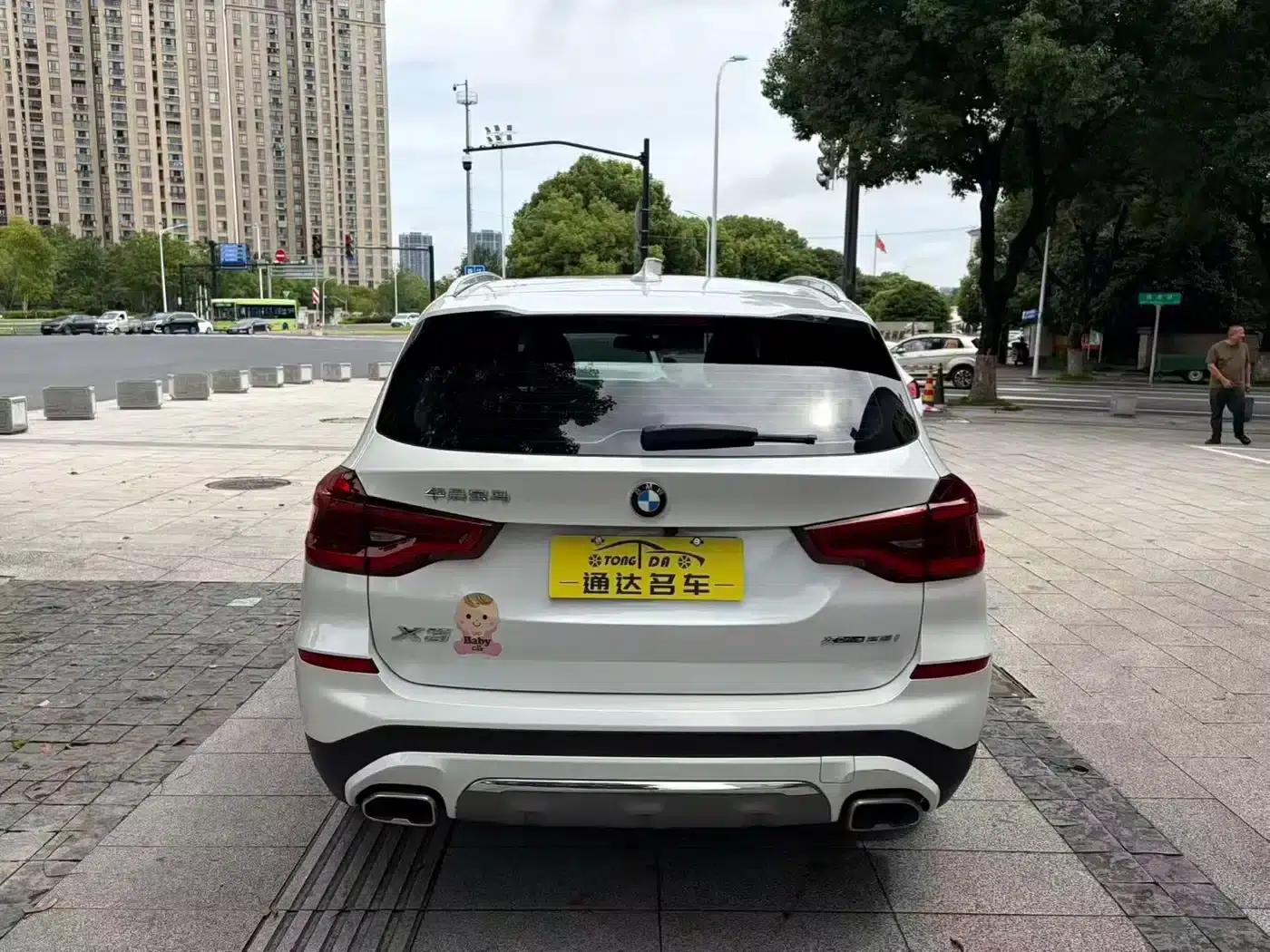 BMW X3 2020 xDrive28i Luxury Package — миниатюра 9