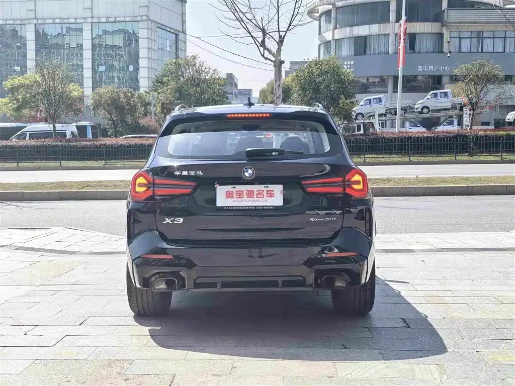 BMW X3 2023 xDrive30i Leading Edition M Sport Package — миниатюра 3