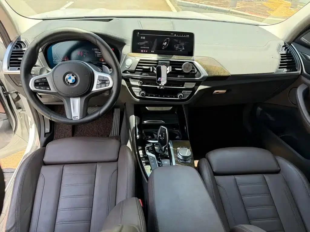 BMW X3 2020 xDrive30i Leading M Sport Package — миниатюра 7