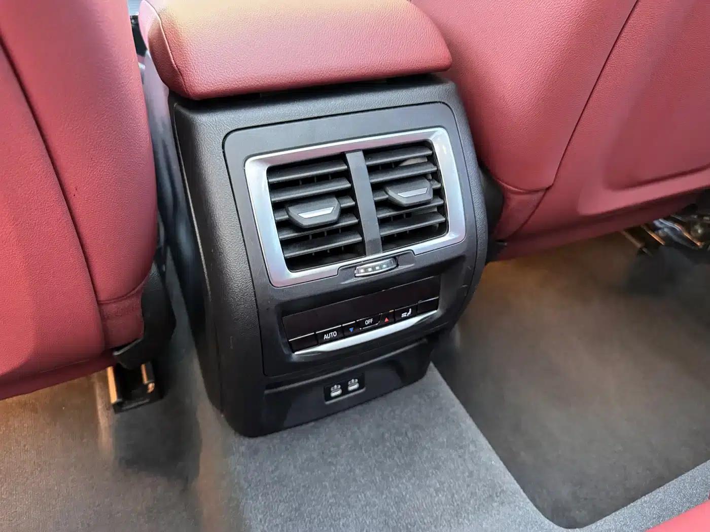 BMW X3 2023 xDrive30i Leading Edition M Sport Package — миниатюра 18