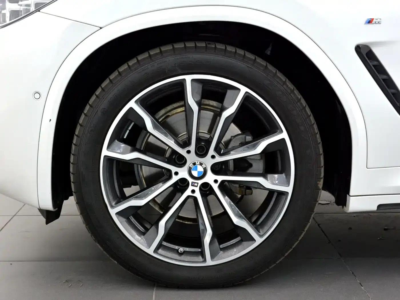 BMW X3 2021 xDrive30i Leading M Sport Package — миниатюра 12