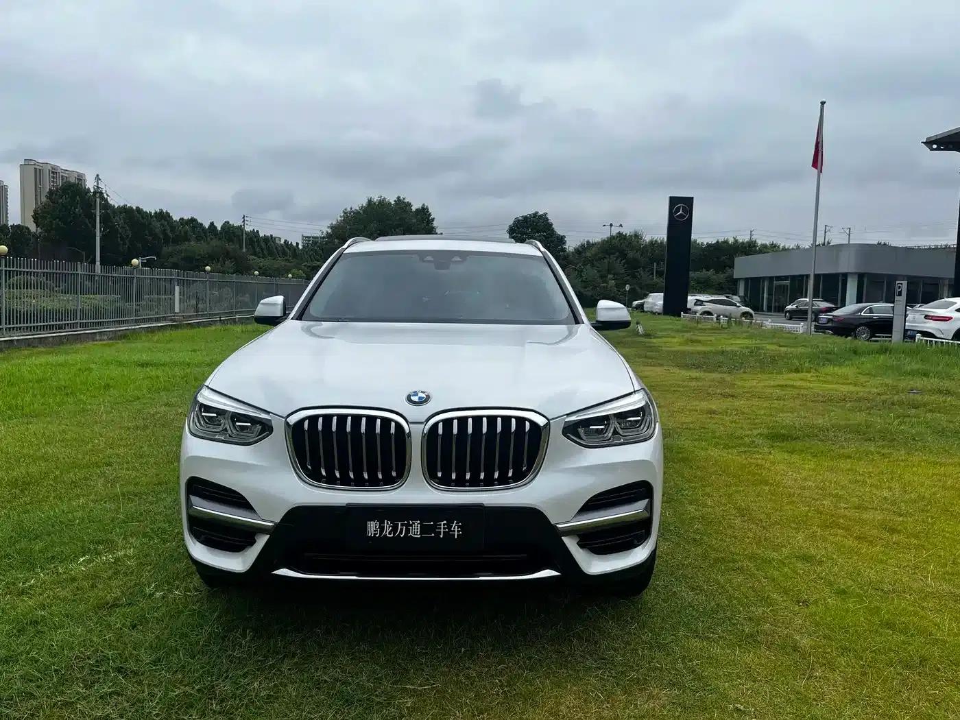 BMW X3 2021 xDrive28i Luxury Package — миниатюра 2