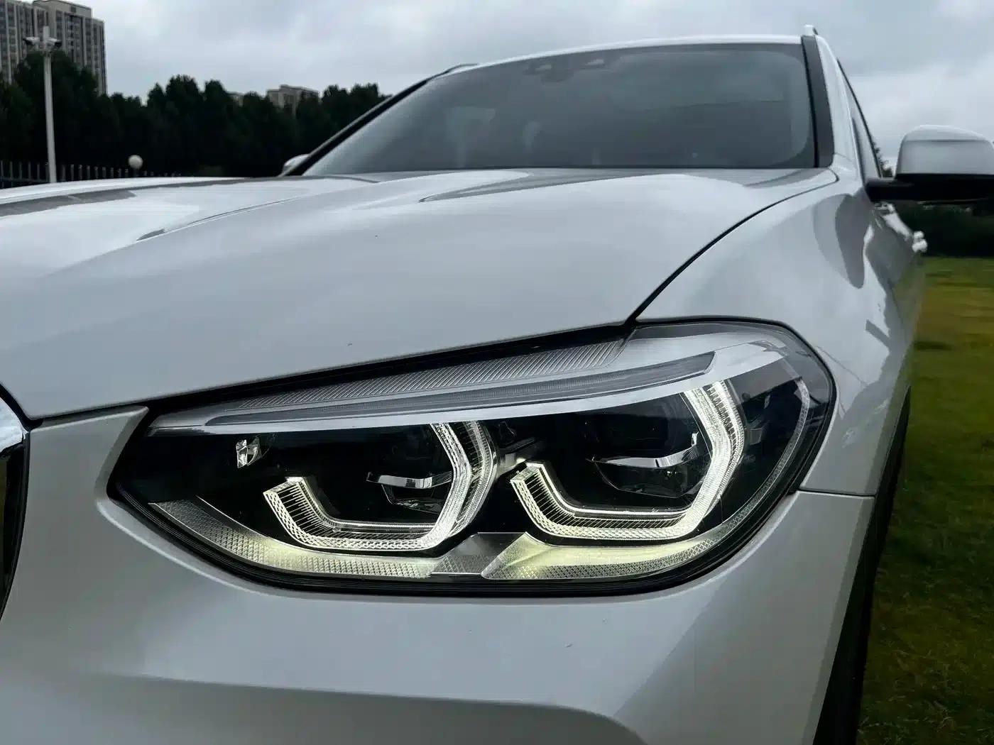 BMW X3 2021 xDrive28i Luxury Package — миниатюра 6