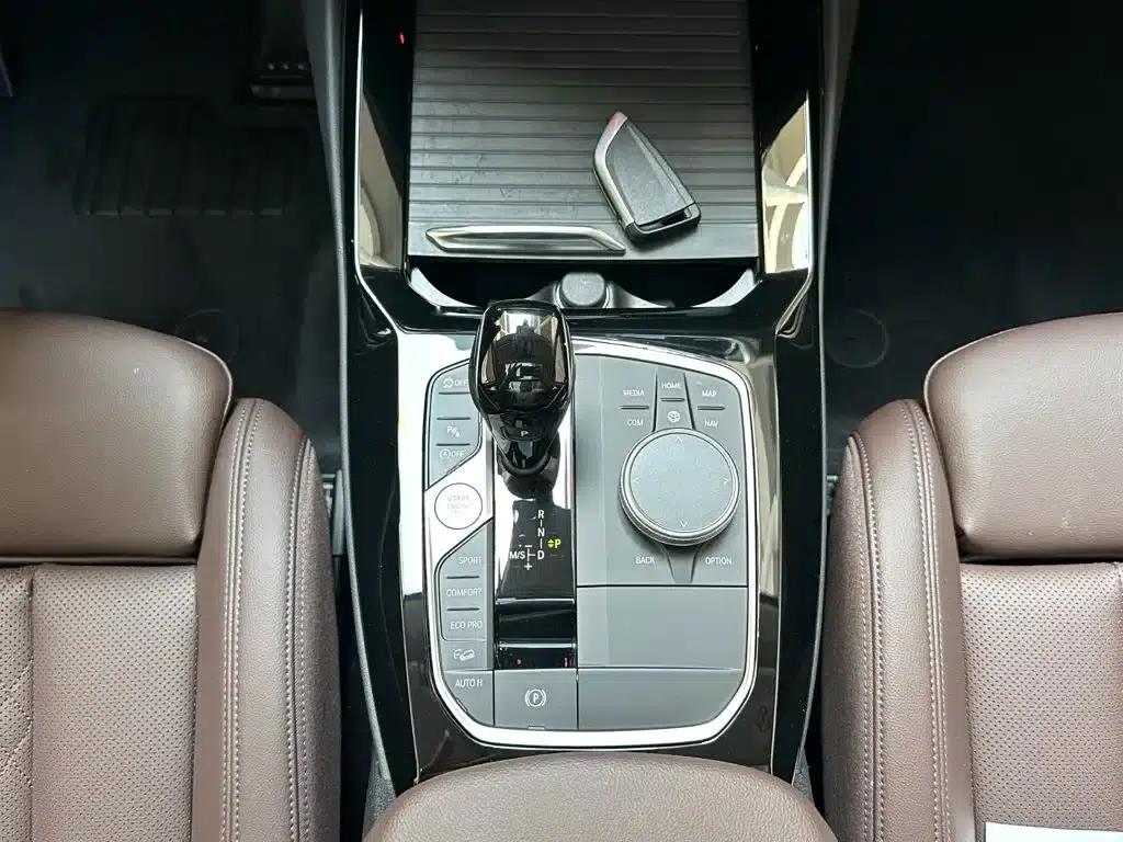 2023 BMW X3 xDrive25i M Sport Package — миниатюра 15