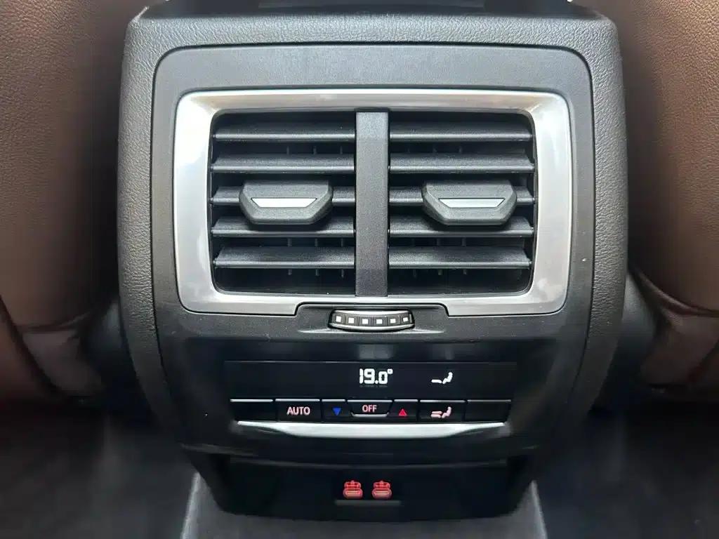 2023 BMW X3 xDrive25i M Sport Package — миниатюра 16