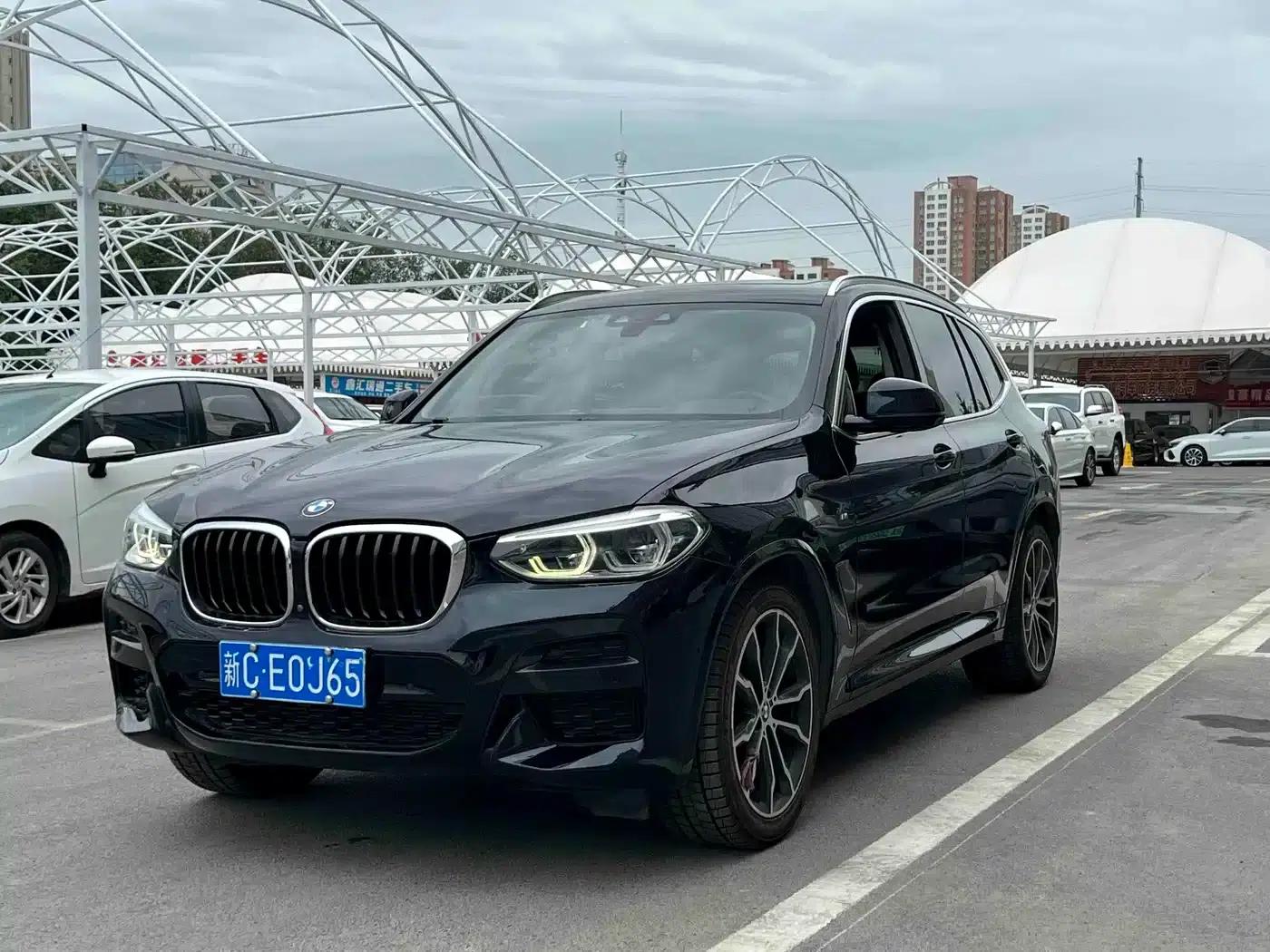 BMW X3 2021 xDrive30i Leading M Sport Package — миниатюра 1