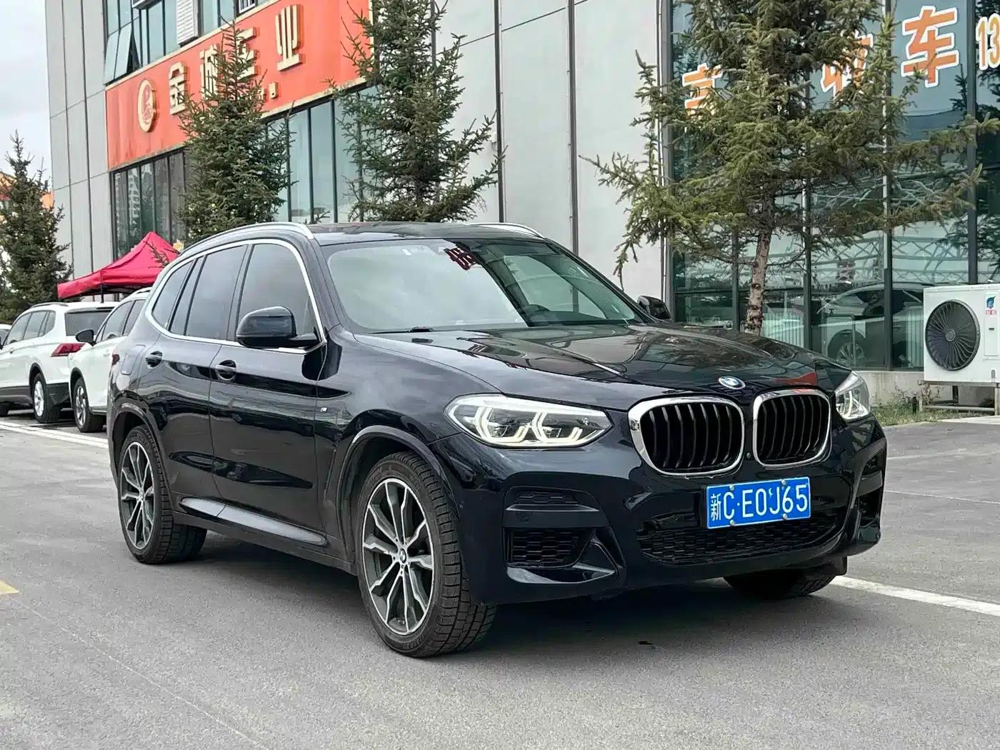 BMW X3 2021 xDrive30i Leading M Sport Package — миниатюра 3