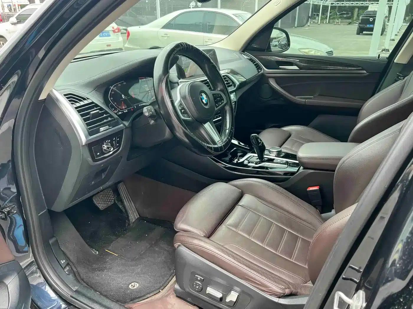 BMW X3 2021 xDrive30i Leading M Sport Package — миниатюра 4