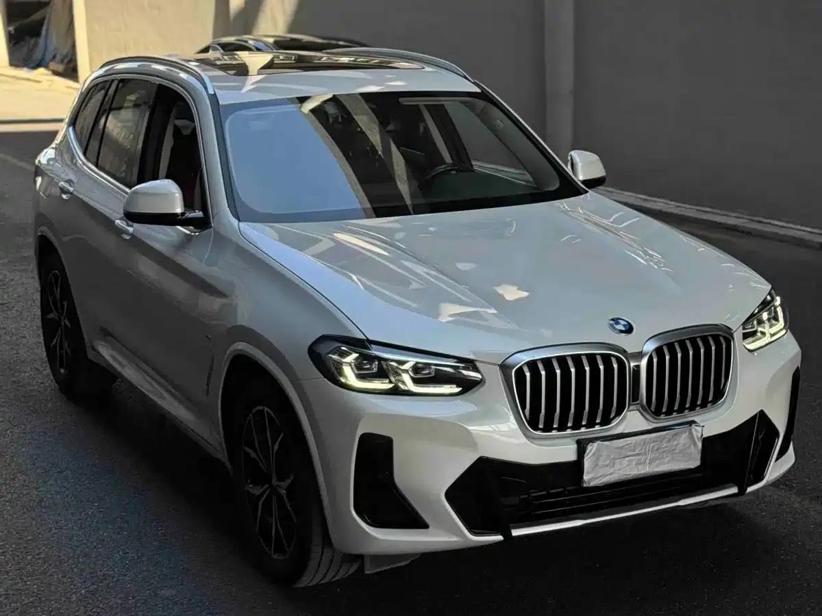 2022 BMW X3 xDrive25i M Sport Package — миниатюра 3