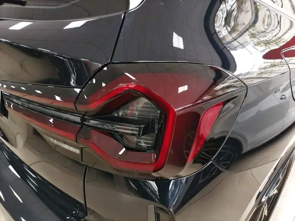 2023 BMW X3 xDrive25i M Sport Package — миниатюра 24