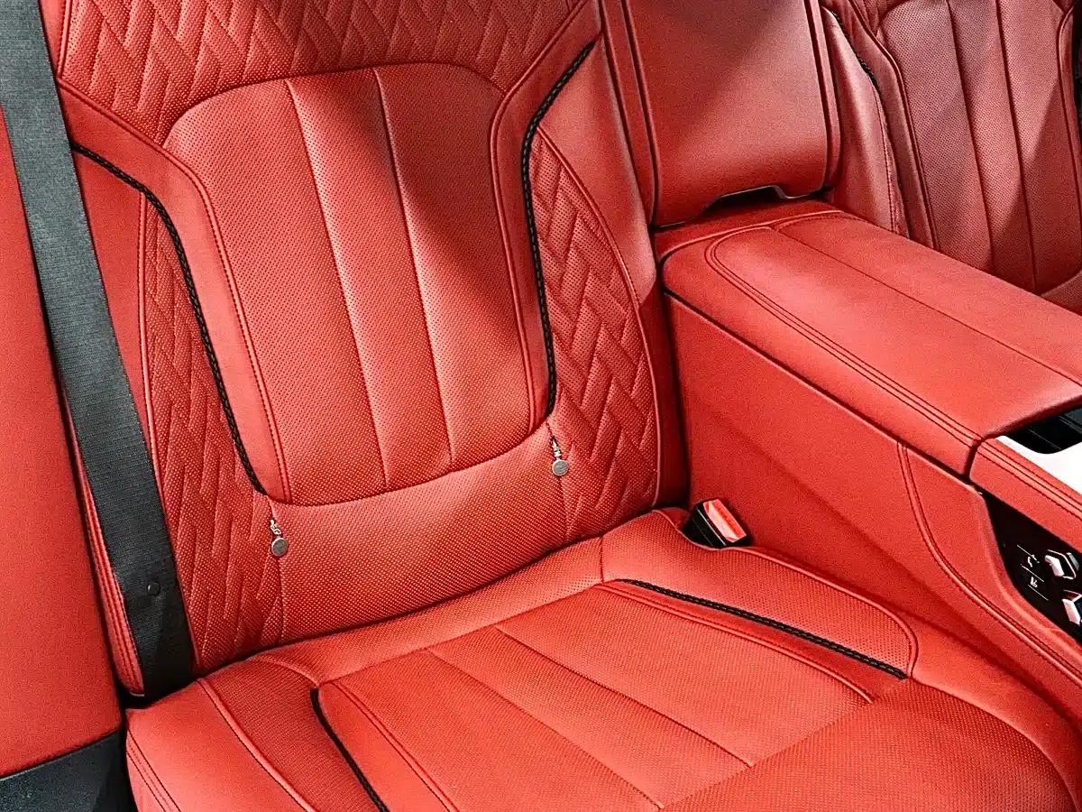 2018 BMW 7 Series 750Li xDrive M Sport Package — миниатюра 18