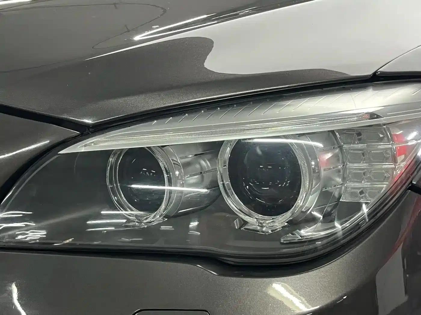 2013 BMW 7 Series 730Li Luxury — миниатюра 27