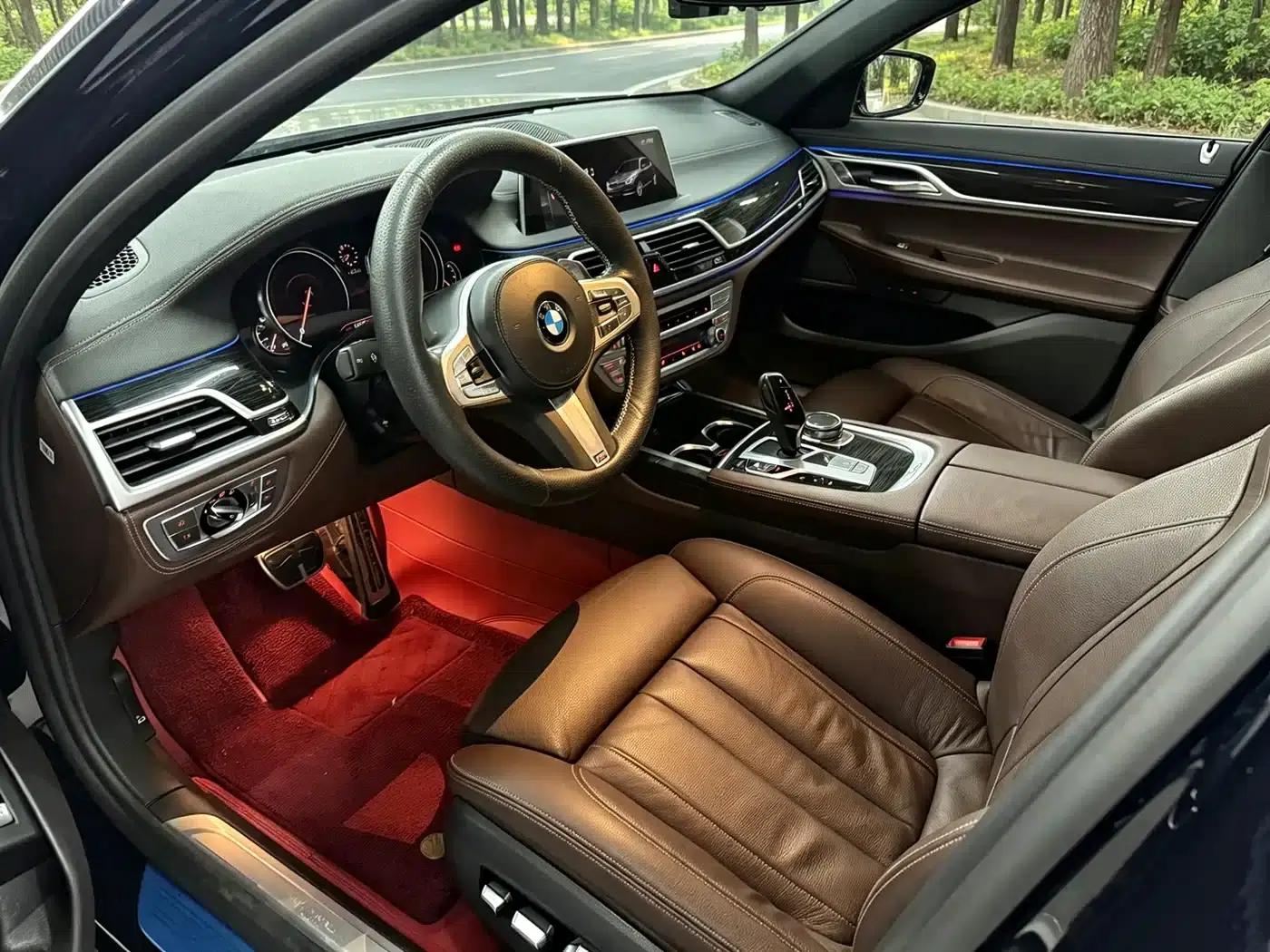 2018 BMW 7 Series 730Li Leading Edition M Sport Package — миниатюра 2