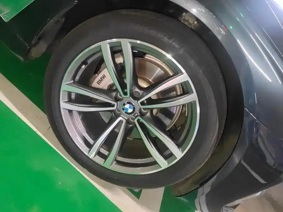 2018 BMW 7 Series 730Li Leading Edition M Sport Package — миниатюра 6