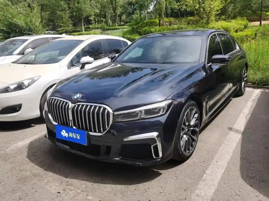 2021 BMW 7 Series 740Li Leading Edition M Sport Package — миниатюра 1