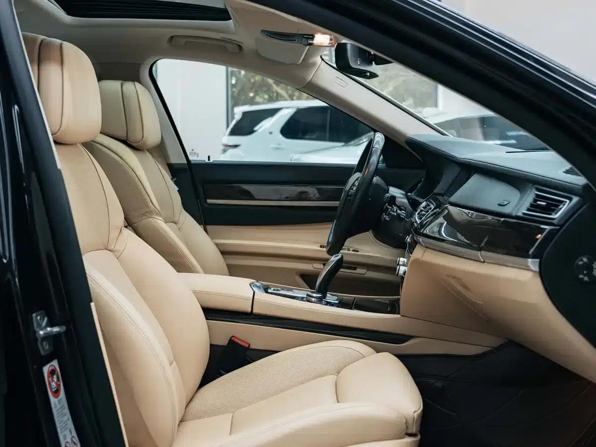 BMW 7 Series 2009 730Li Luxury — миниатюра 11