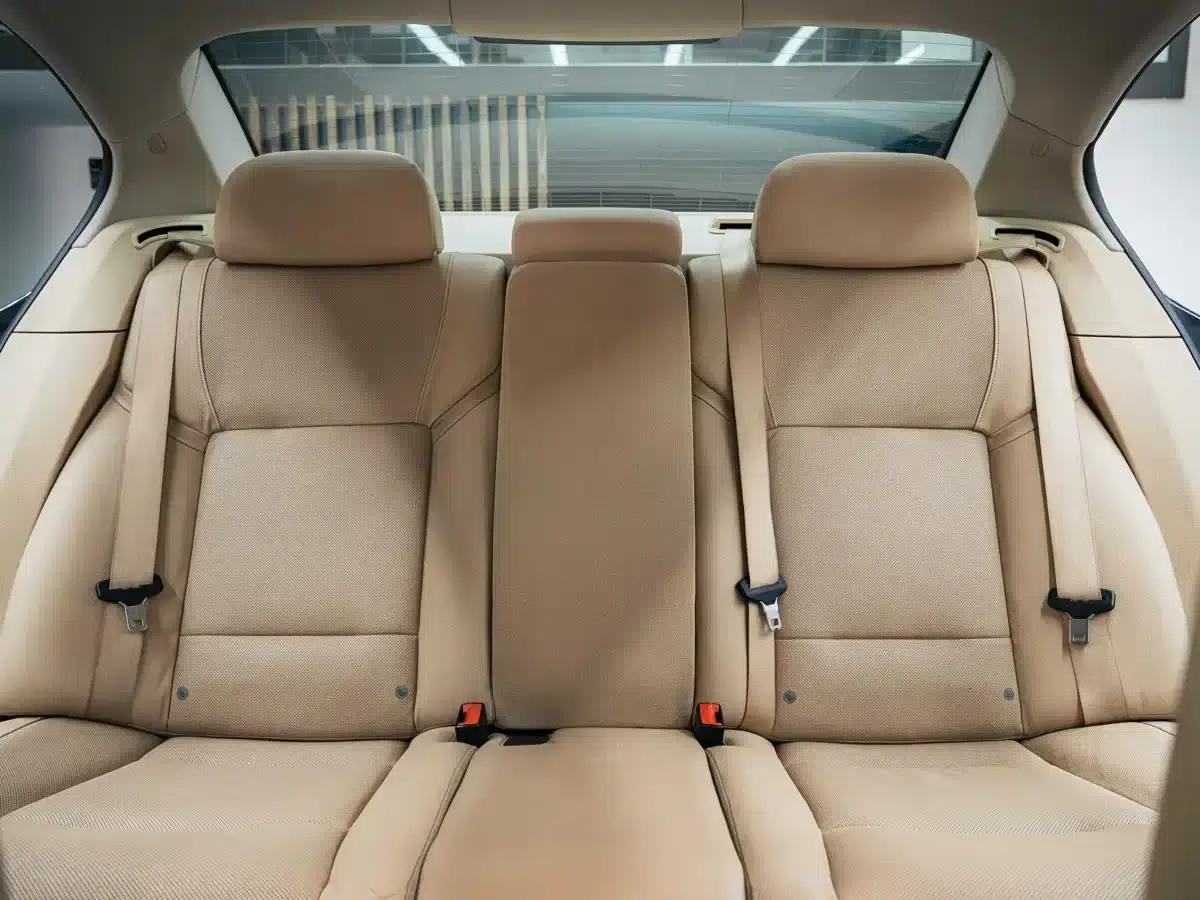BMW 7 Series 2009 730Li Luxury — миниатюра 22